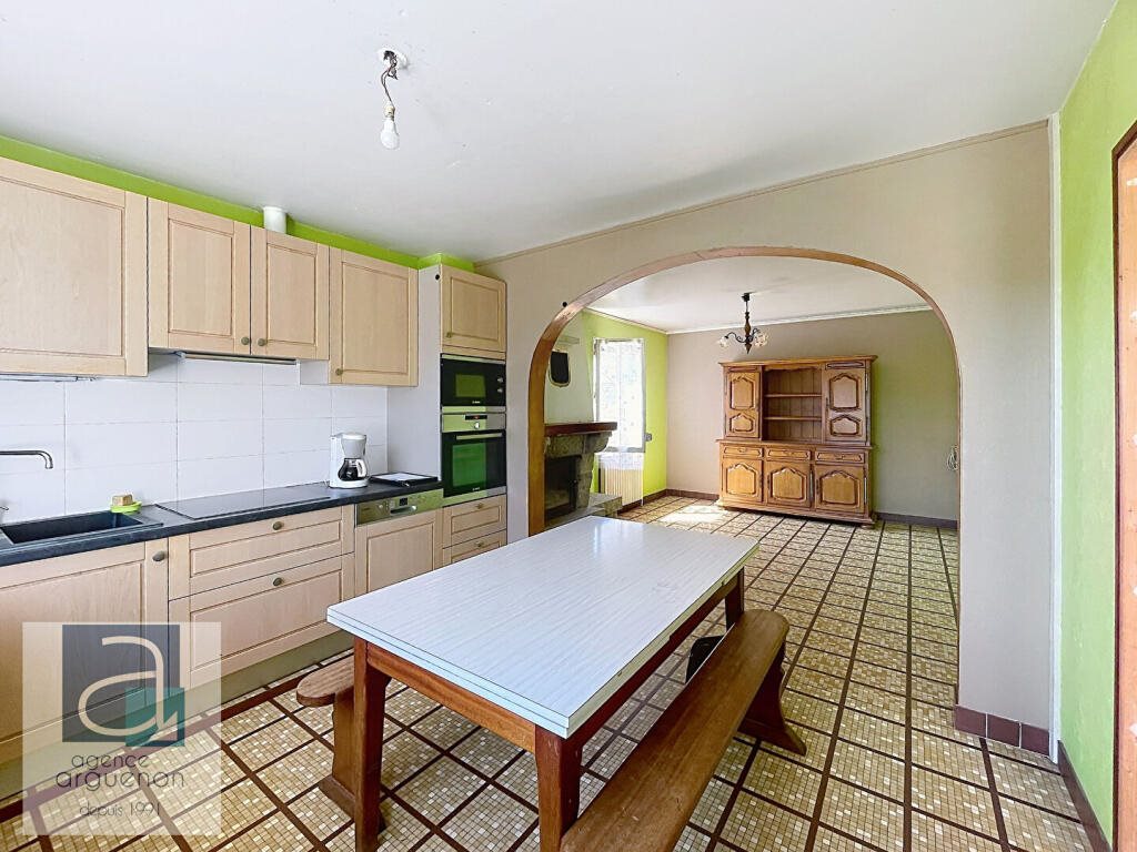 Maison à vendre, 3m², Trédias