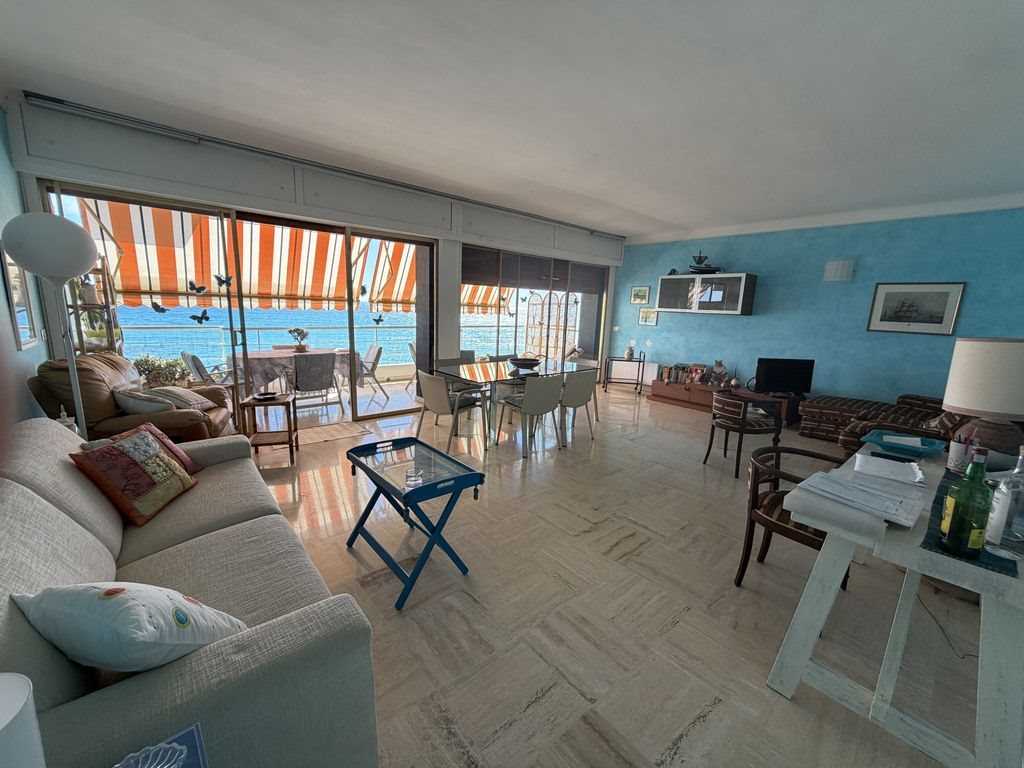 Appartement à vendre, 71m², Menton