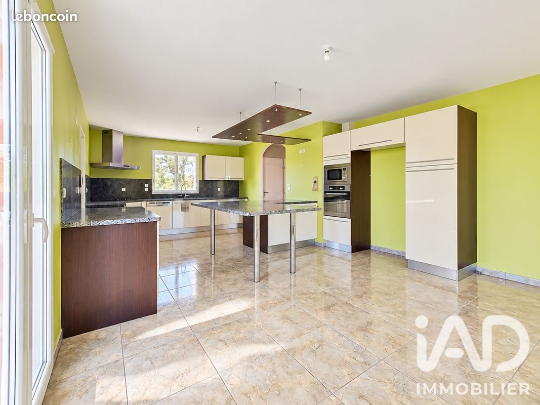Maison à vendre, 142m², Léguevin