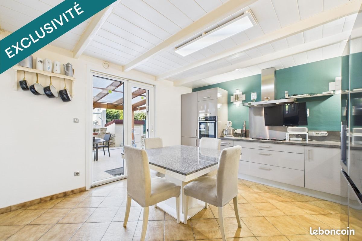 Maison à vendre, 207m², Puttelange-lès-Thionville