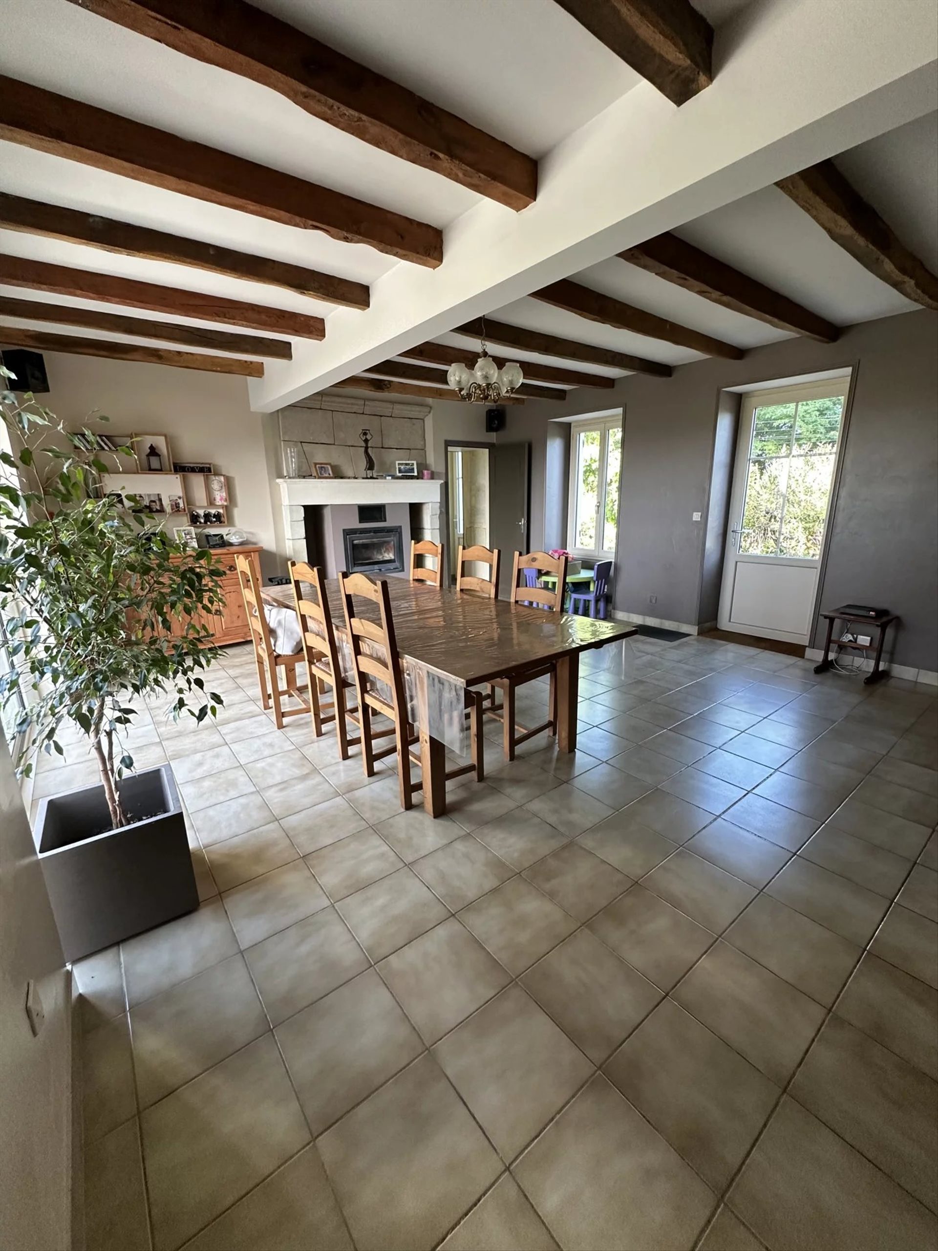 Maison à vendre, 189m², Thurageau