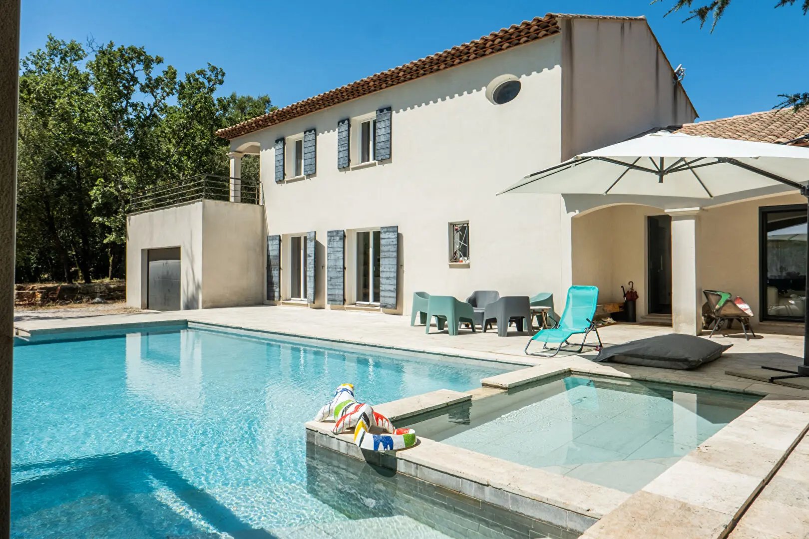 Maison à vendre, 250m², Méounes-lès-Montrieux