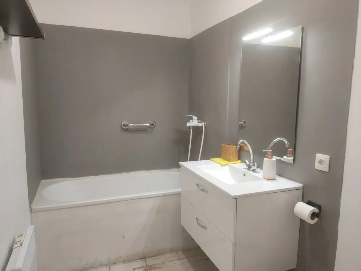 Maison à vendre, 44m², Sainte-Anastasie-sur-Issole