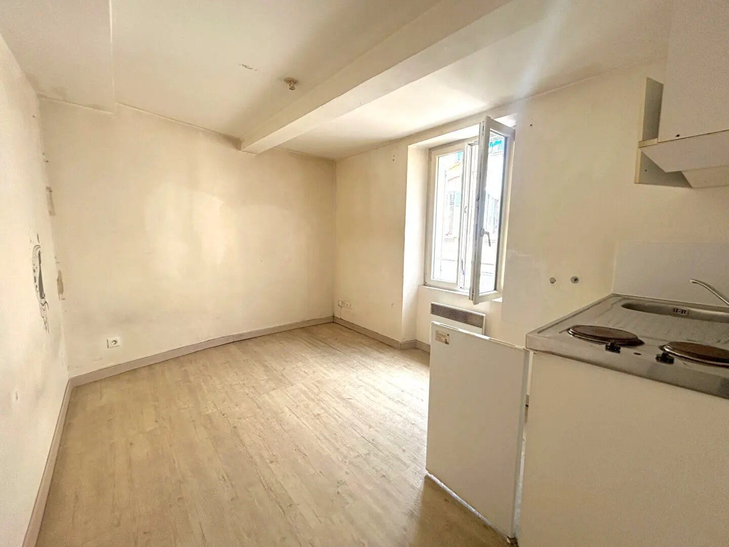 Maison à vendre, 23m², Méounes-lès-Montrieux