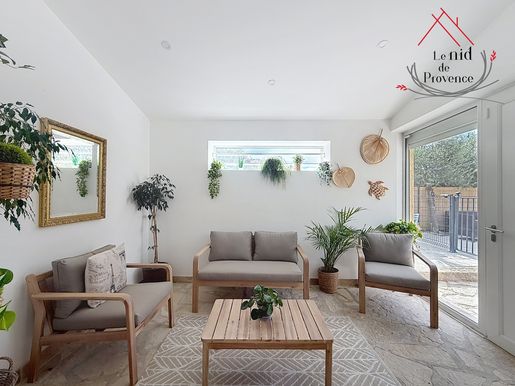 Maison 3 pièces 93 m² · à Saint-Saturnin-lès-Avignon · 93 m² · 379 000 €