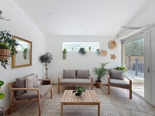 Maison 3 pièces 93 m² · à Saint-Saturnin-lès-Avignon · 93 m² · 379 000 €