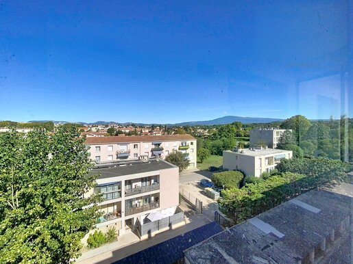 Appartement 4 pièces 62 m² · à Carpentras · 62 m² · 41 000 €