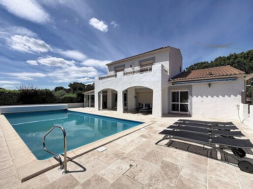 5 pièces 148 m² · à Orgon · 148 m² · 468 000 €