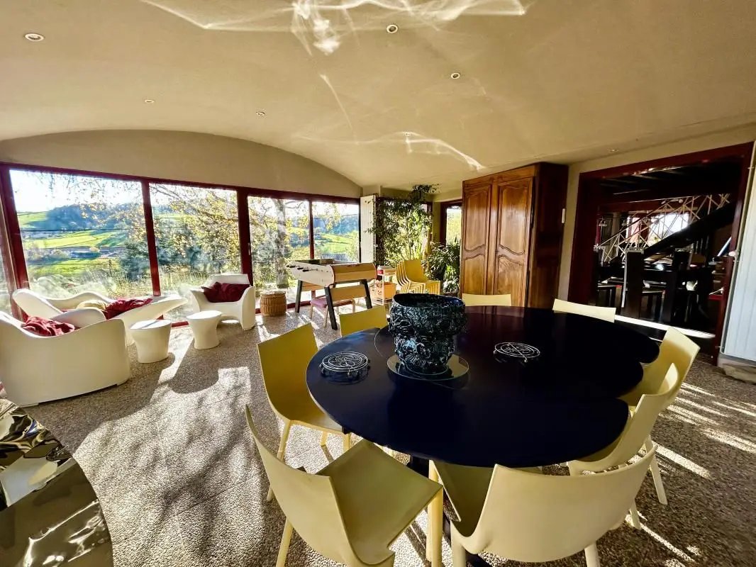 Maison à vendre, 228m², Saint-Victor-sur-Rhins