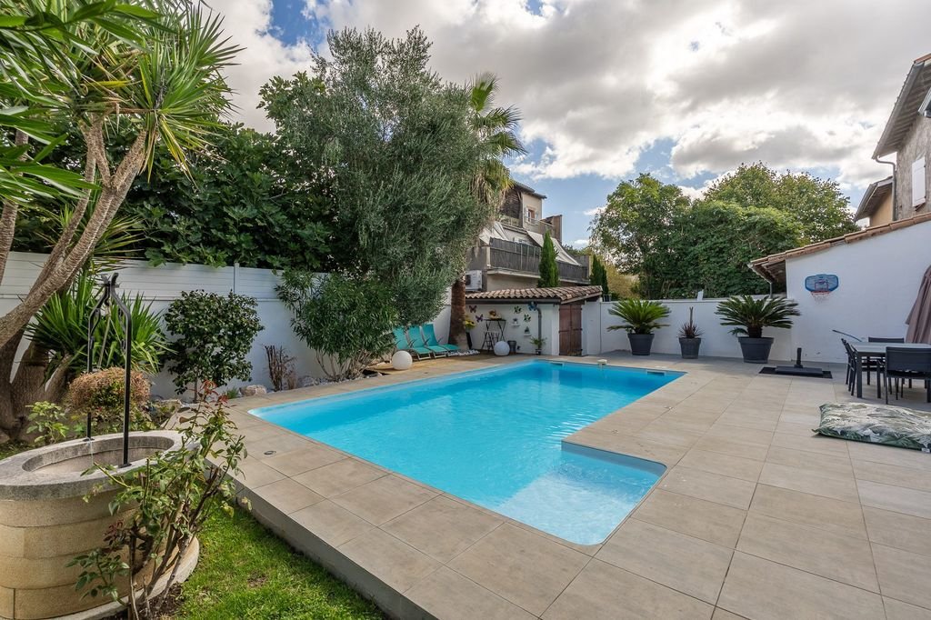Maison à vendre, 150m², Frouzins