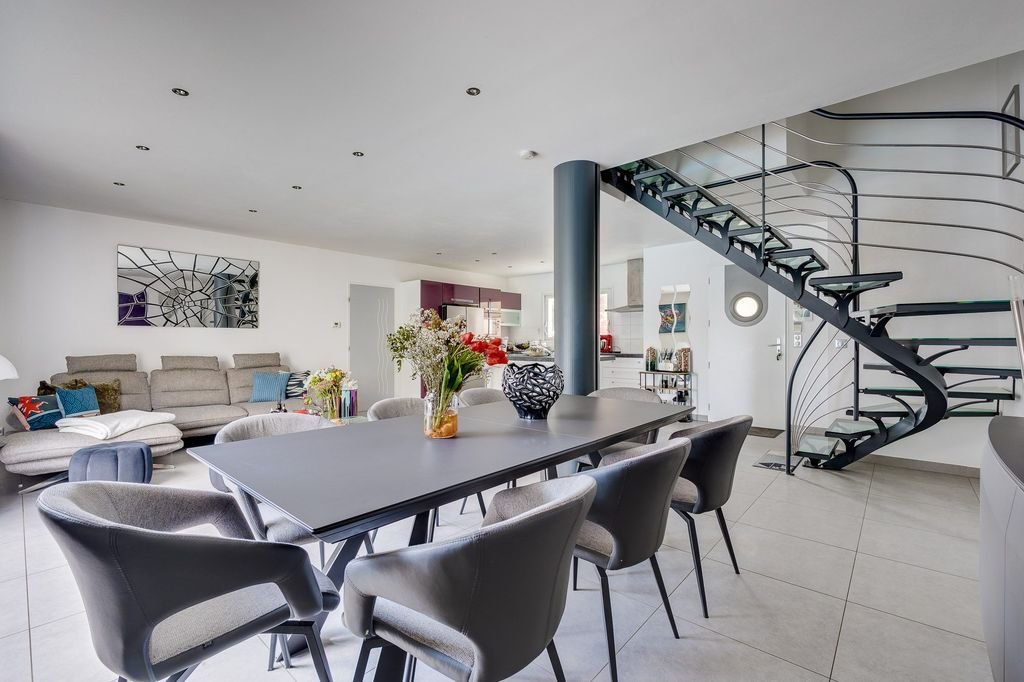 Maison à vendre, 150m², Frouzins
