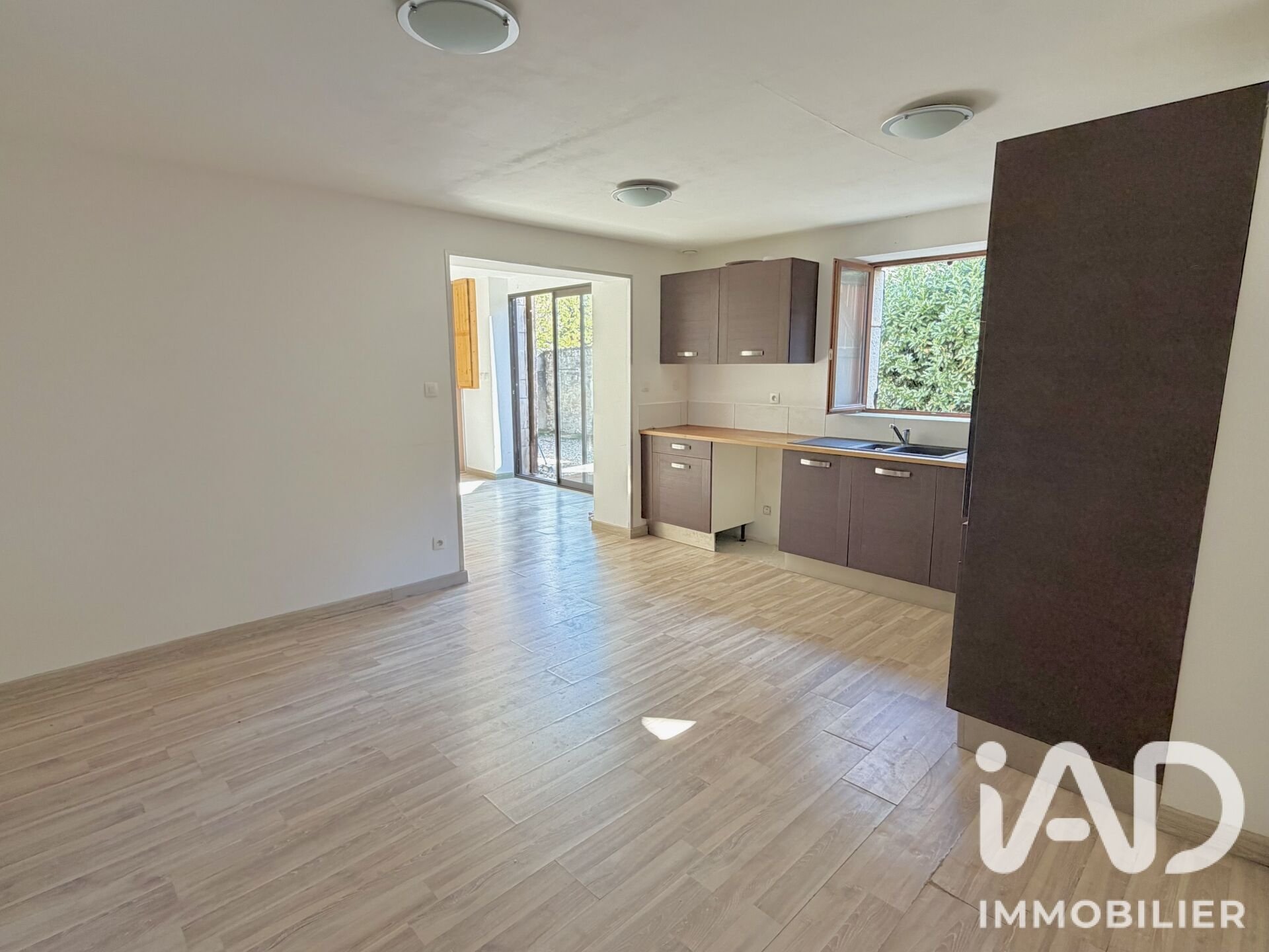 Maison à vendre, 74m², Saint-Amand-Montrond