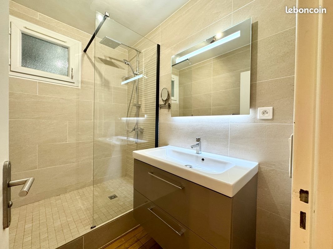 Appartement à louer, 61m², Bordeaux