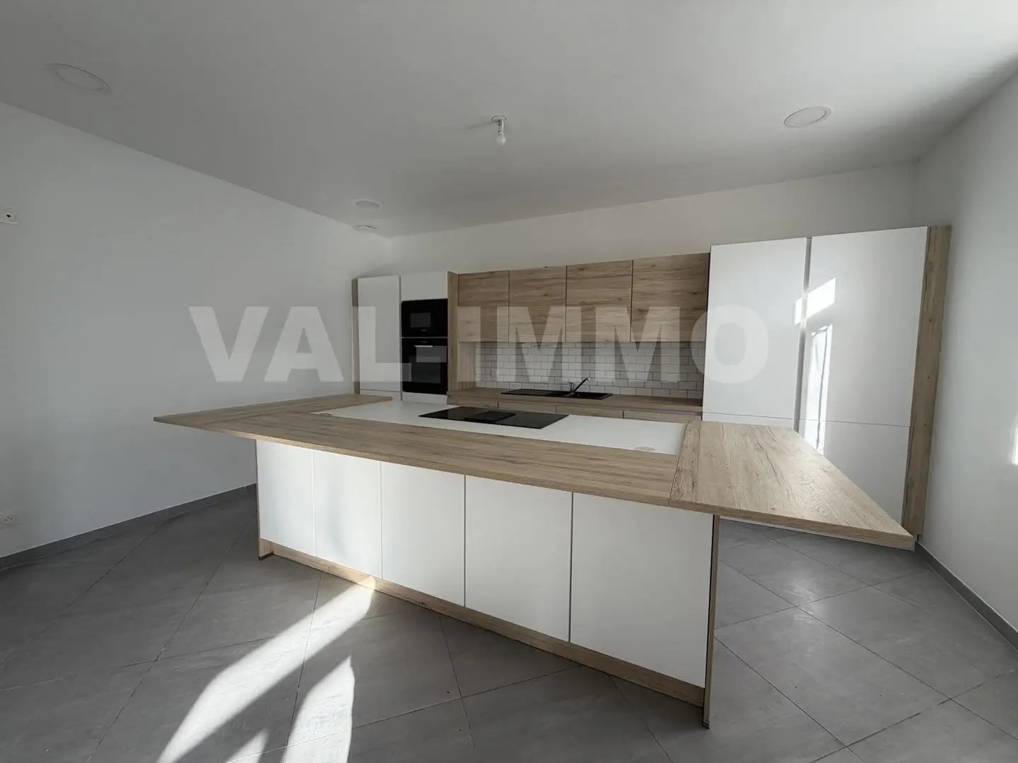 Maison à vendre, 120m², Lécluse