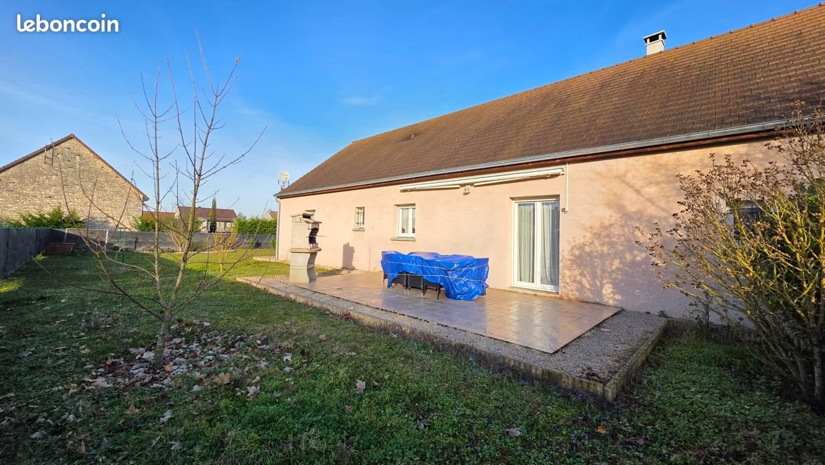 Maison à vendre, 121m², Épervans