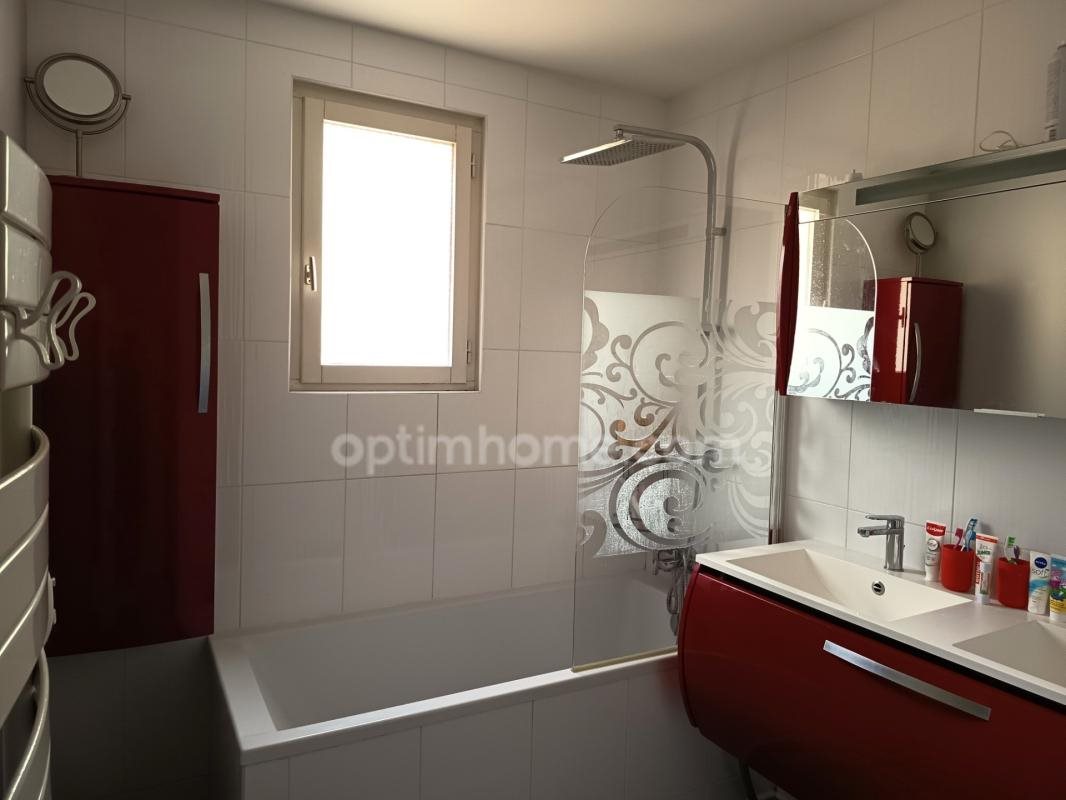 Maison à vendre, 94m², Saint-Genest-Lerpt