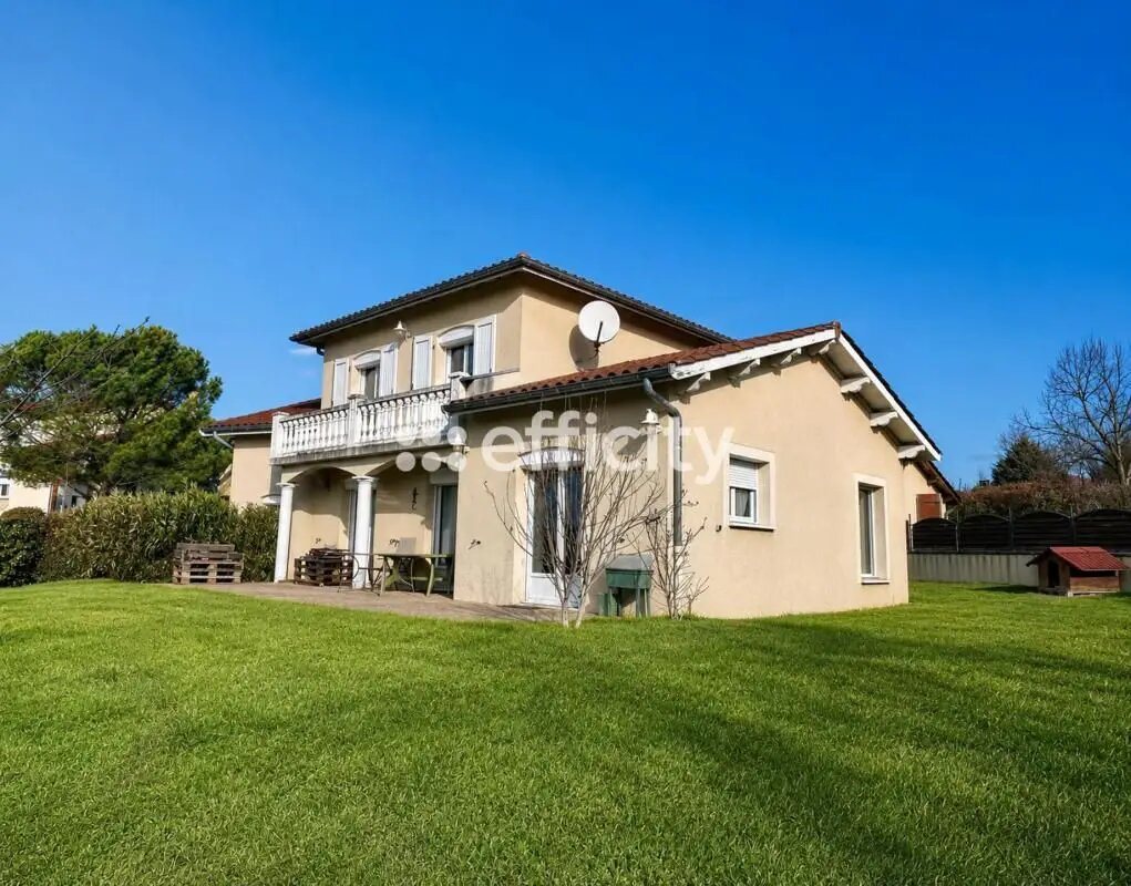 Maison à vendre, 145m², Lay