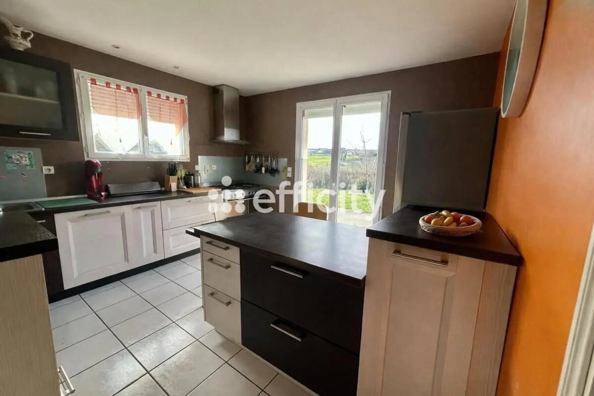 Maison à vendre, 145m², Lay