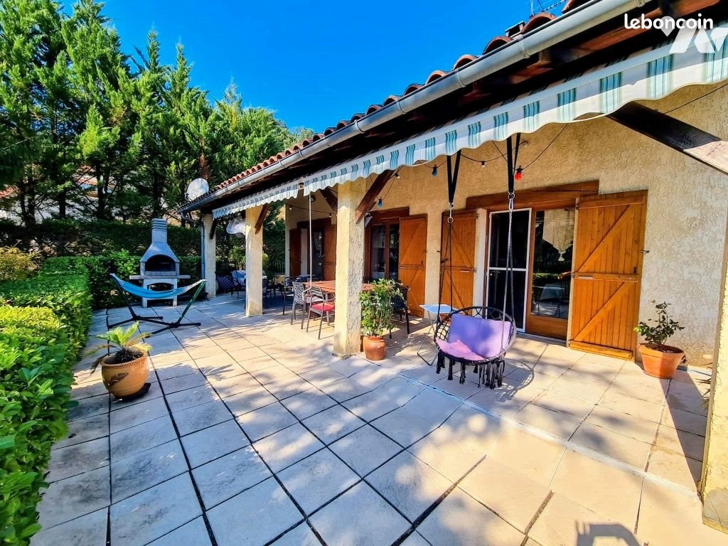 Maison à vendre, 104m², Manzac-sur-Vern