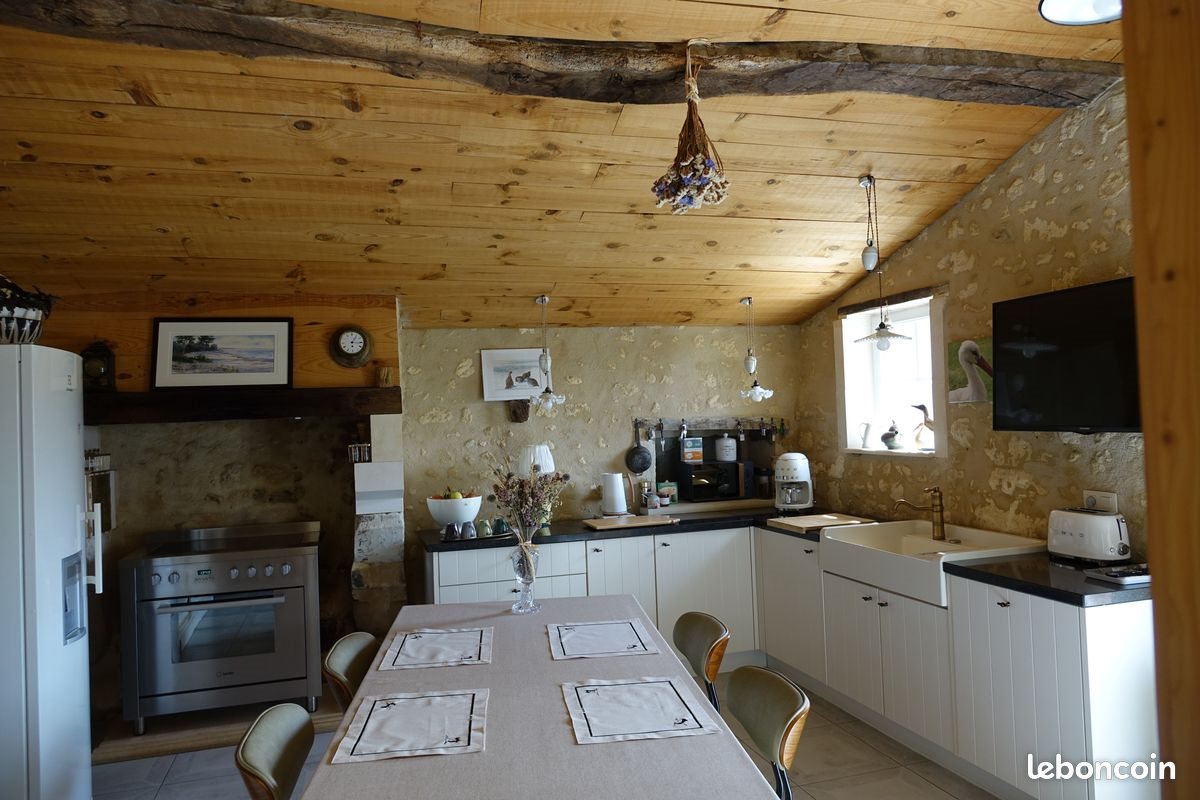 Maison à vendre, 300m², Saint-Thomas-de-Conac