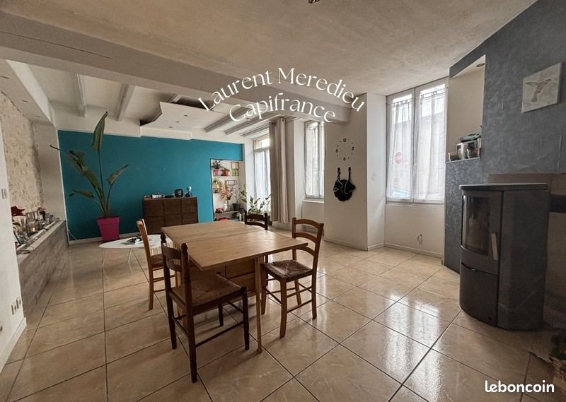 Maison à vendre, 142m², Pleine-Selve