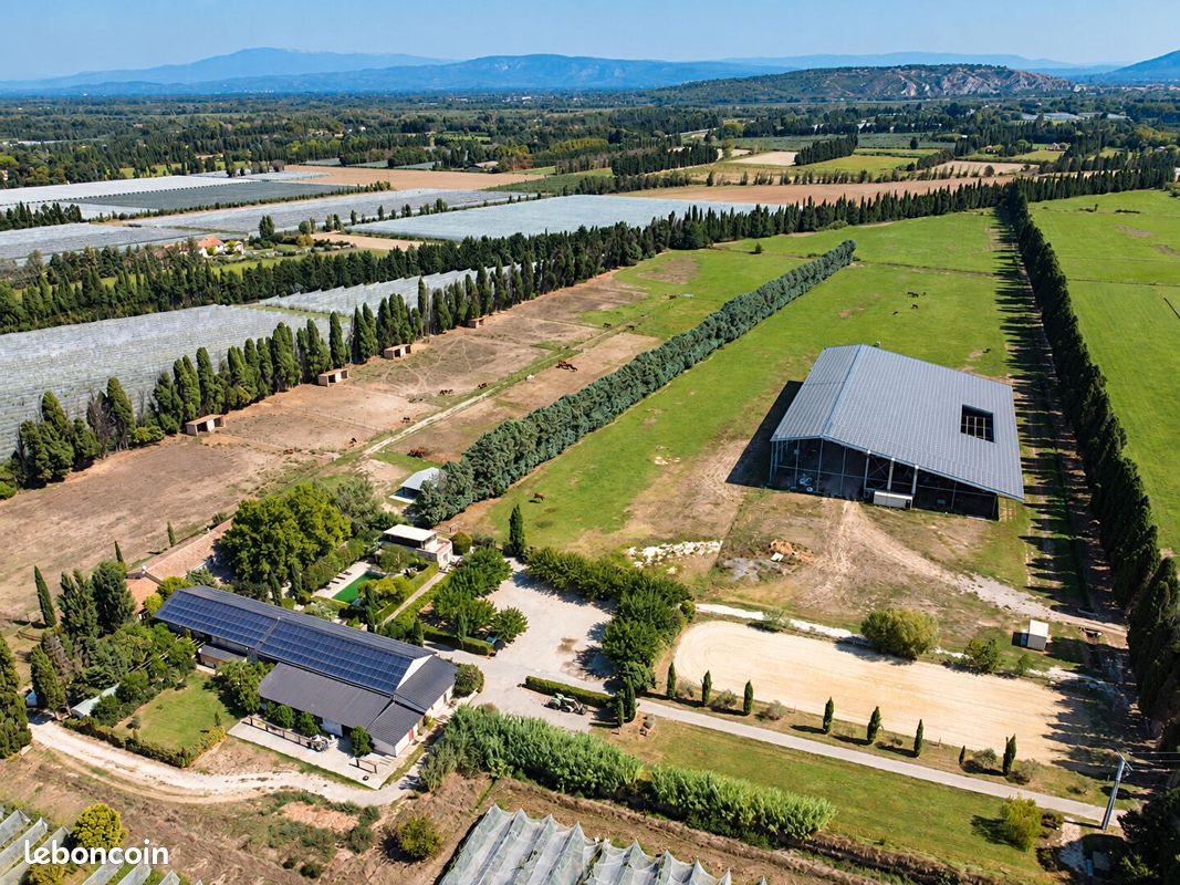 Maison à vendre, 2000m², Saint-Andiol