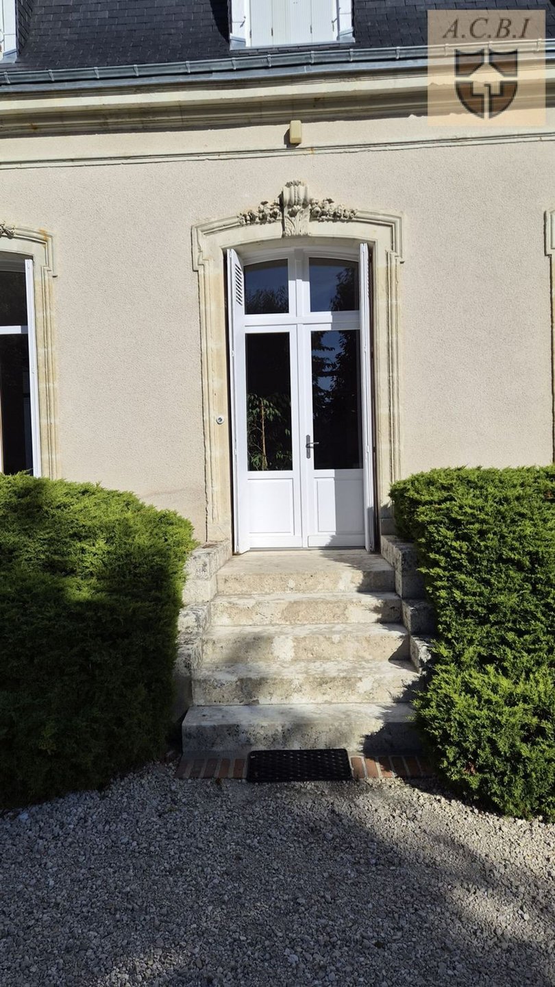 Maison à vendre, 218m², Saint-Amand-Longpré