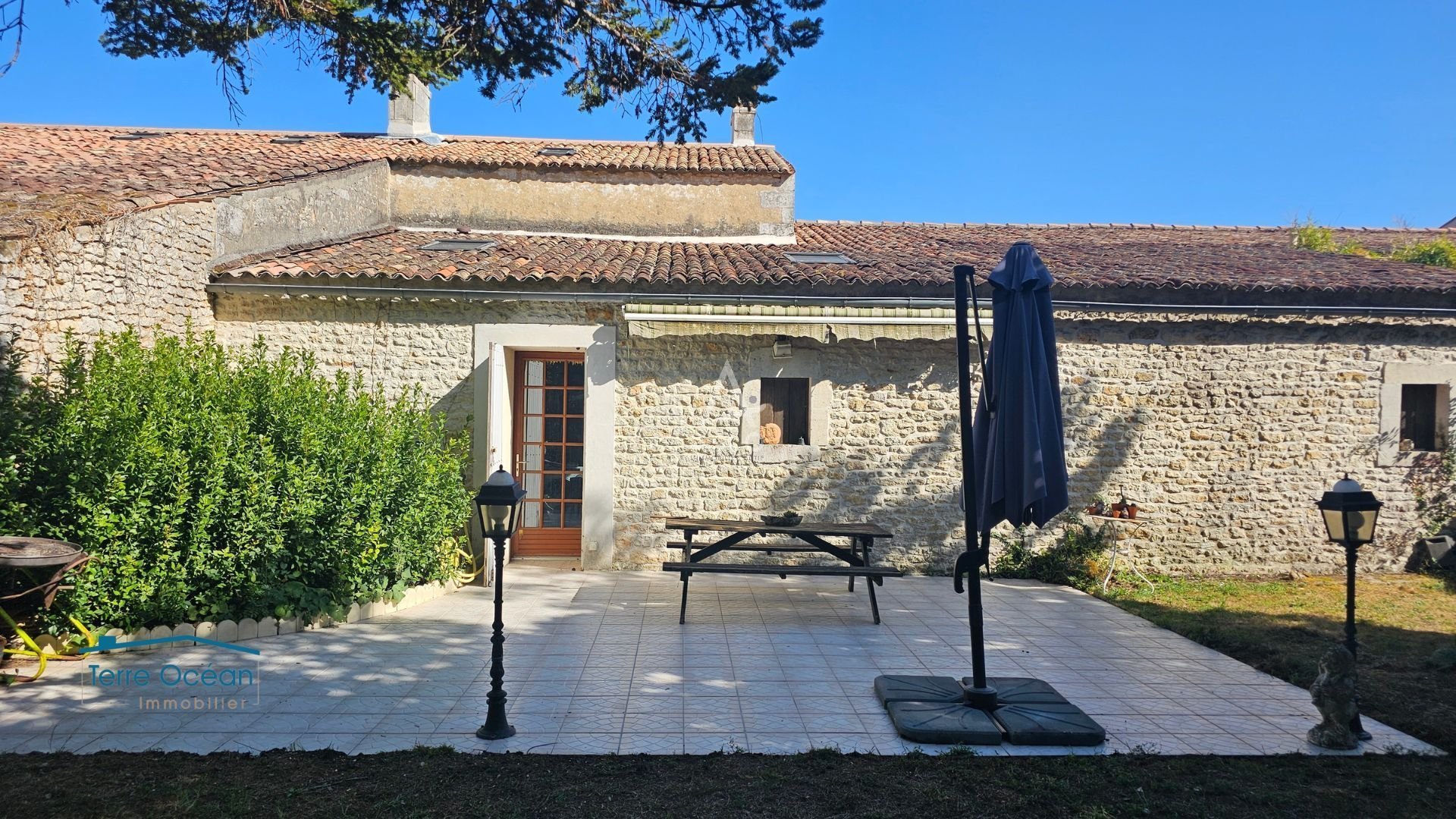 Maison à vendre, 155m², Saint-Romain-de-Benet