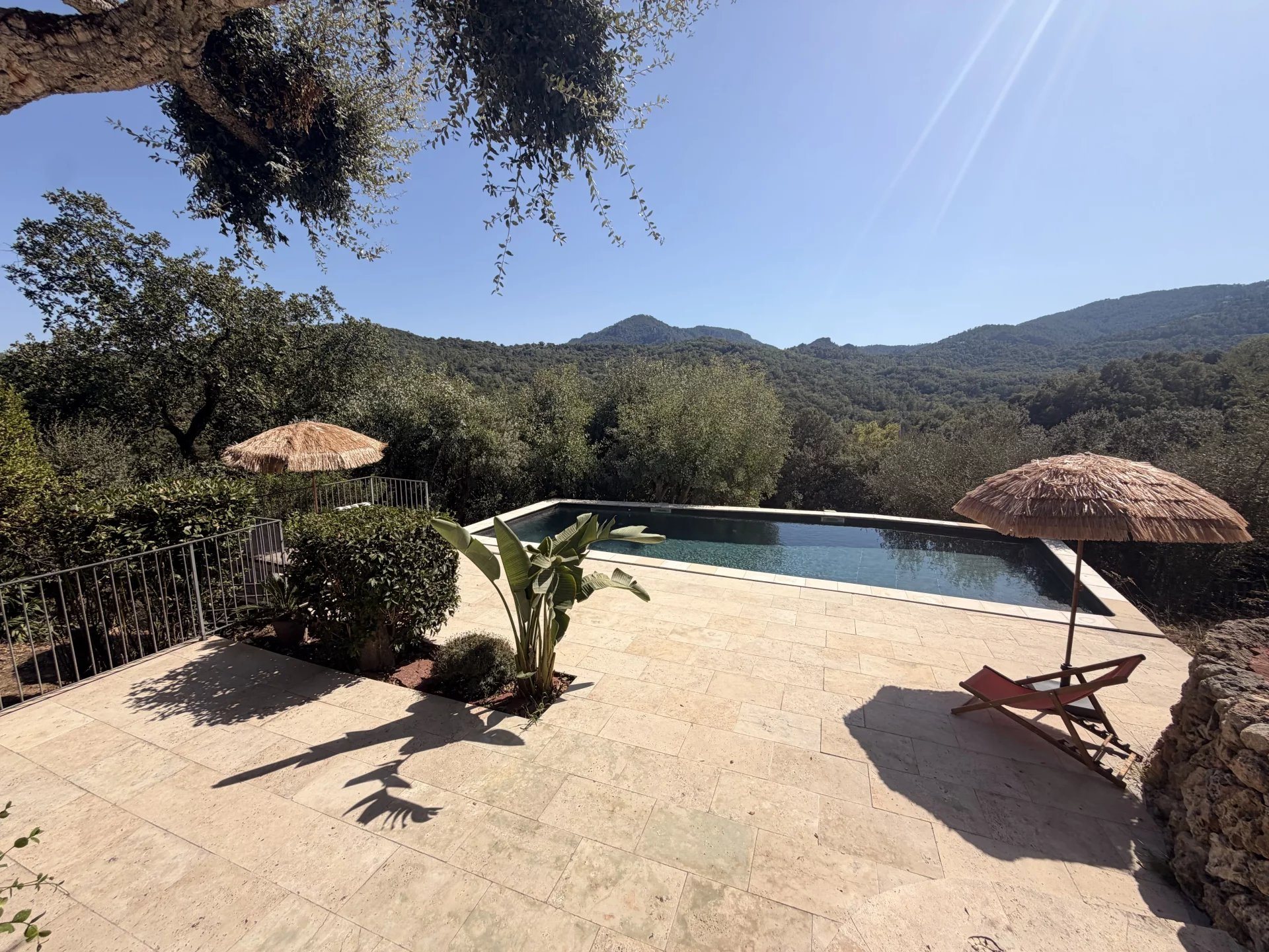 Maison à vendre, 430m², Les Adrets-de-l'Estérel