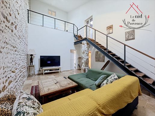 Maison 6 pièces 185 m² · à Violès · 185 m² · 275 000 €