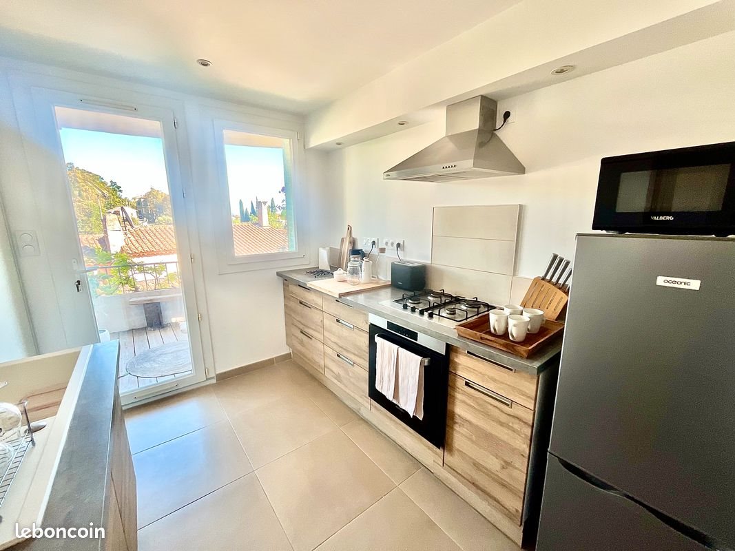 Appartement à louer, 56m², Hyères