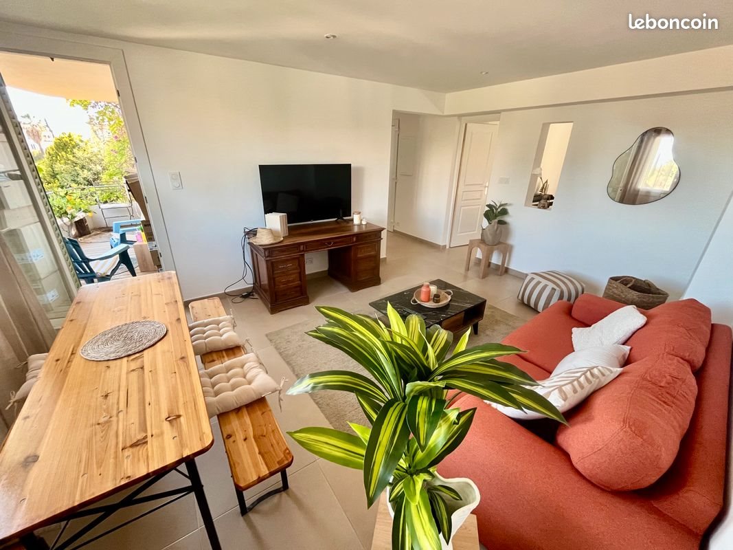 Appartement à louer, 56m², Hyères