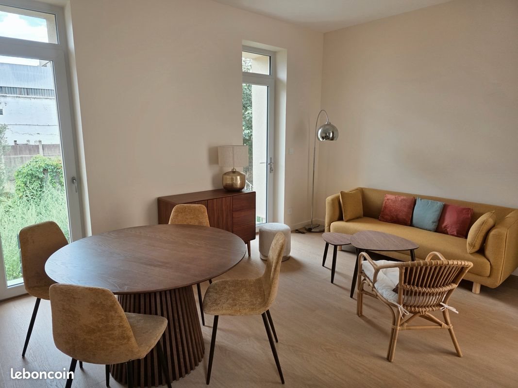 Appartement à louer, 47m², Oullins