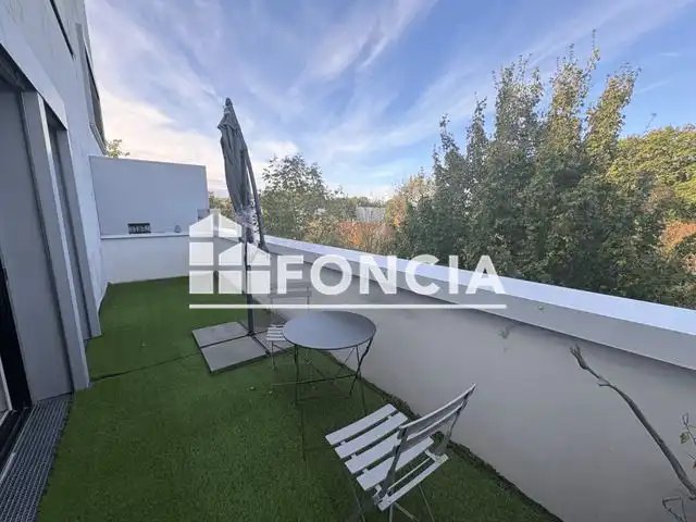 Appartement à louer, 42m², Bègles