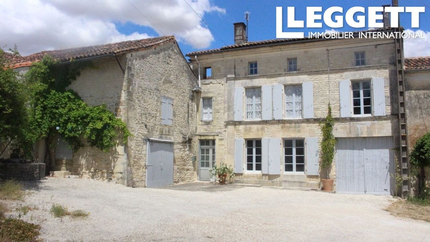 Maison à vendre, 245m², Neuvicq-le-Château