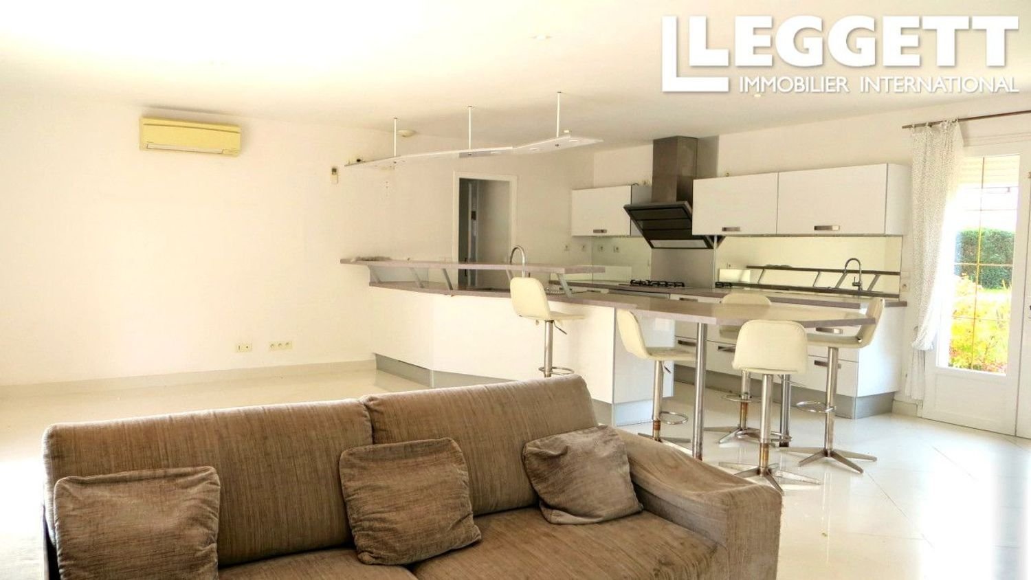 Maison à vendre, 138m², Chabanais