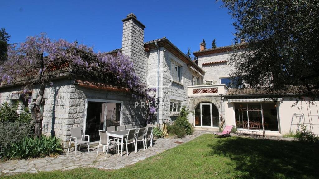 Maison à vendre, 350m², Vallon-Pont-d'Arc