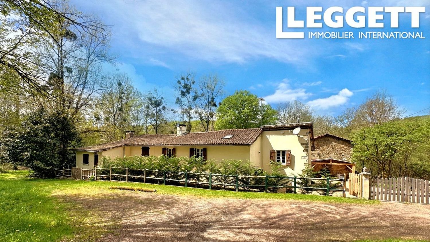 Maison à vendre, 250m², Busserolles