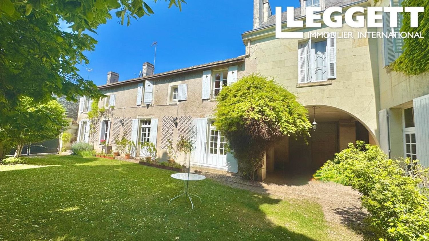 Maison à vendre, 260m², Monts-sur-Guesnes