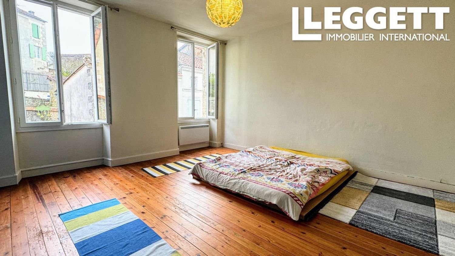Maison à vendre, 140m², Montmoreau-Saint-Cybard