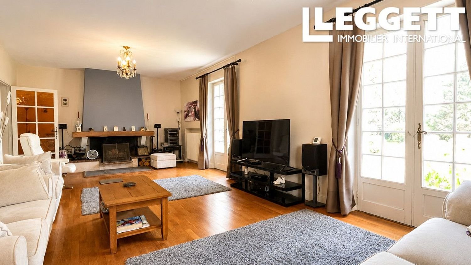 Maison à vendre, 285m², Aigre