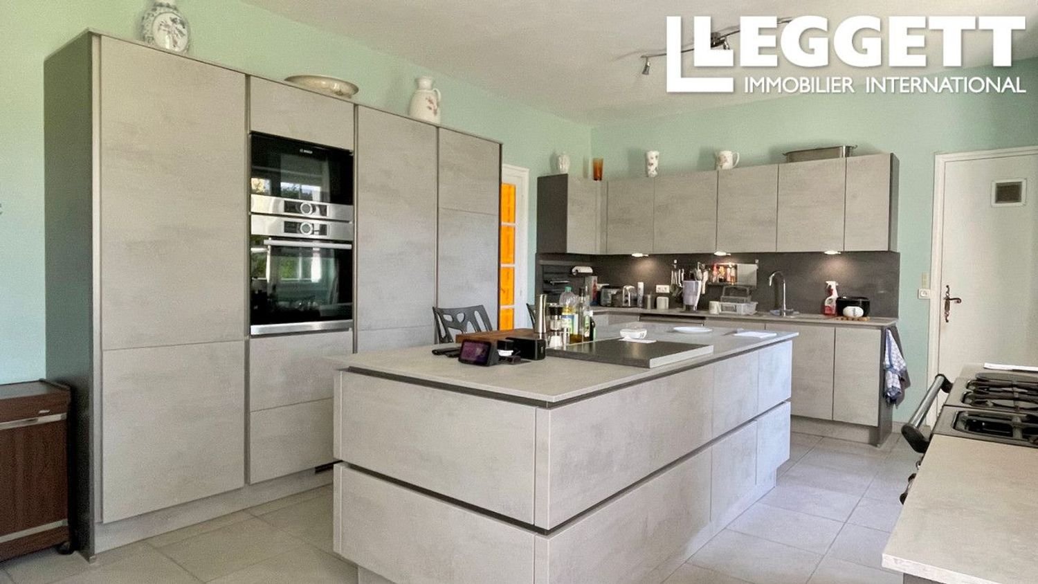 Maison à vendre, 285m², Aigre