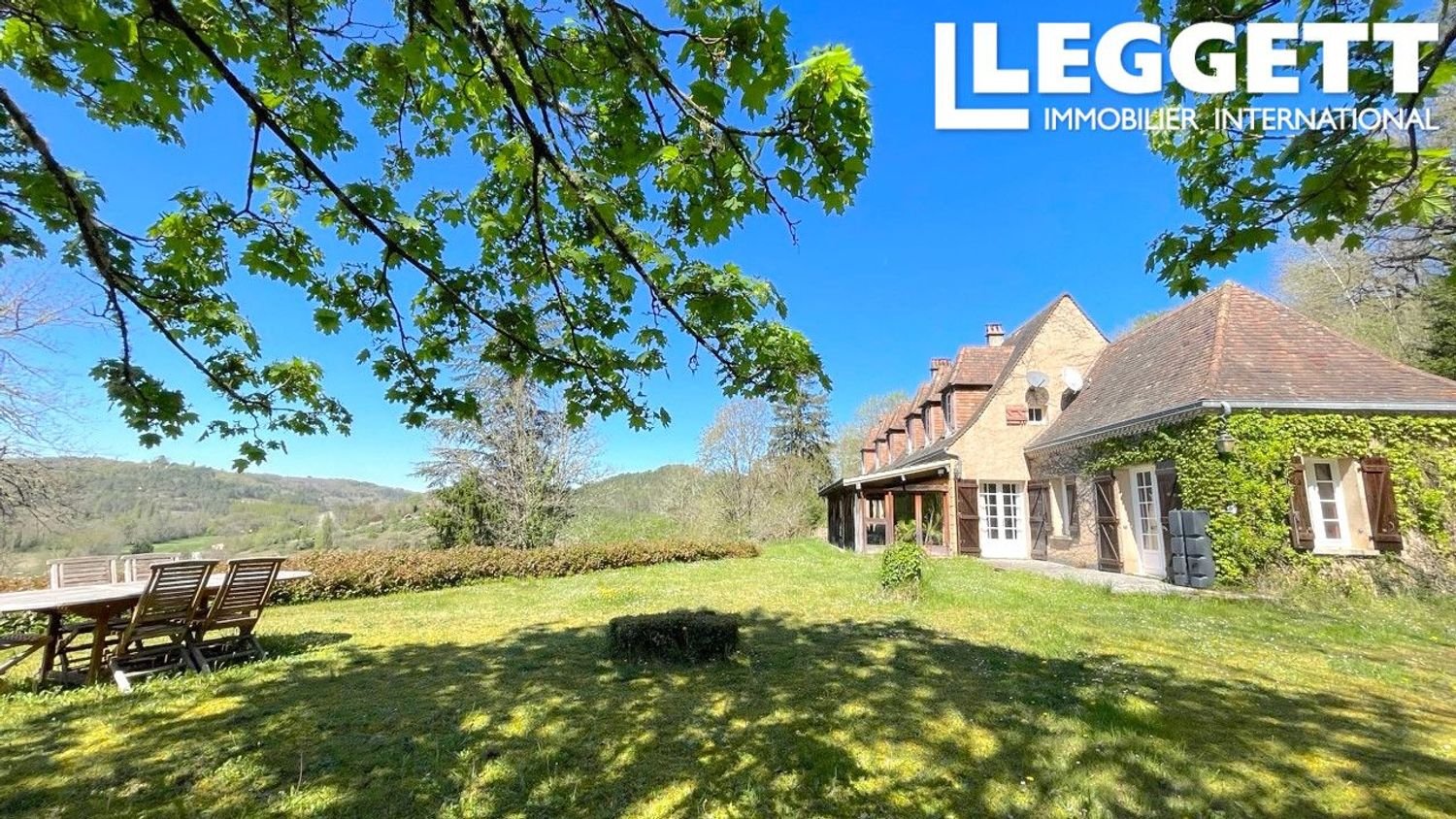 Maison à vendre, 330m², Plazac