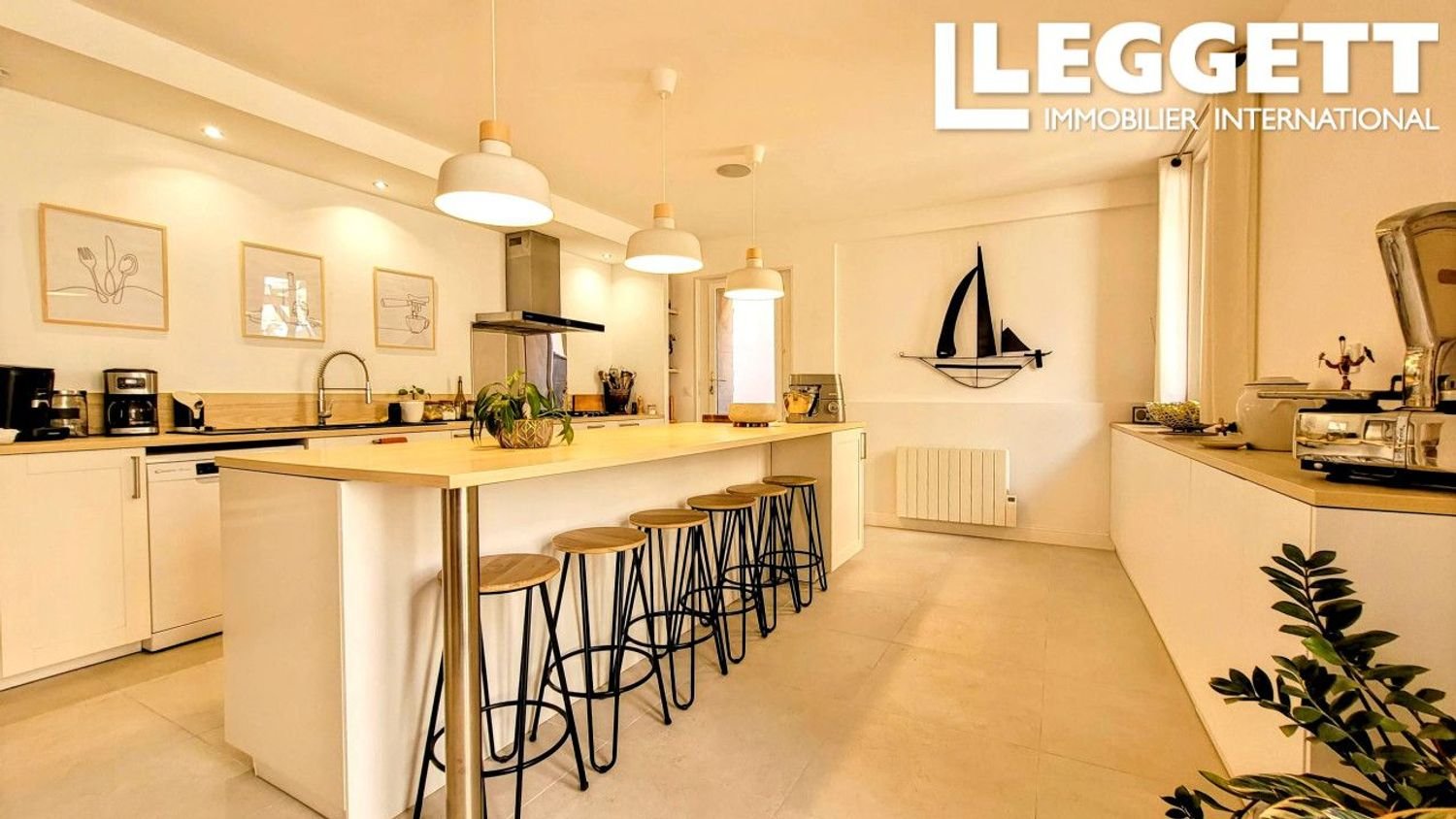 Maison à vendre, 235m², Saint-Laurent-de-la-Salanque