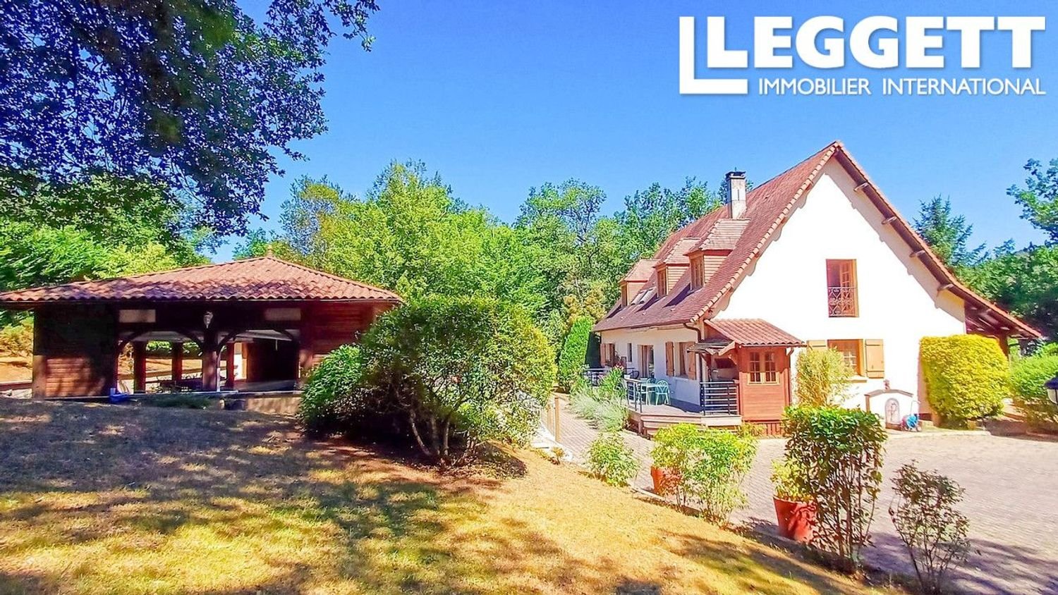 Maison à vendre, 275m², Terrasson-Lavilledieu