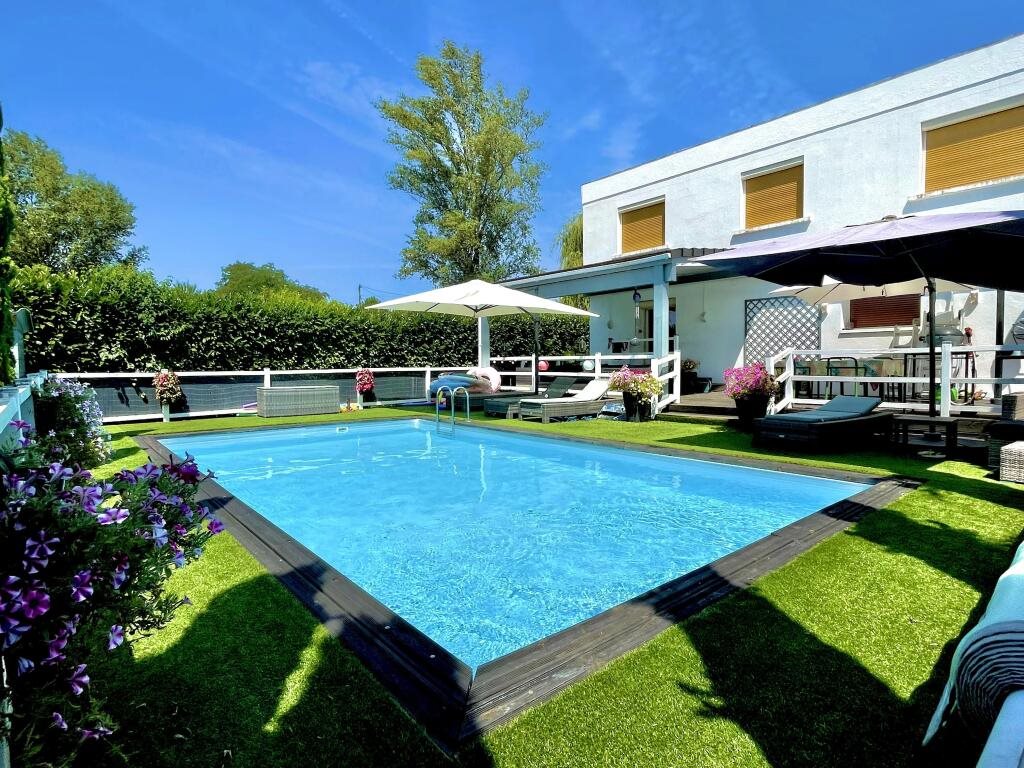 Maison à vendre, 182m², Miramont-de-Guyenne