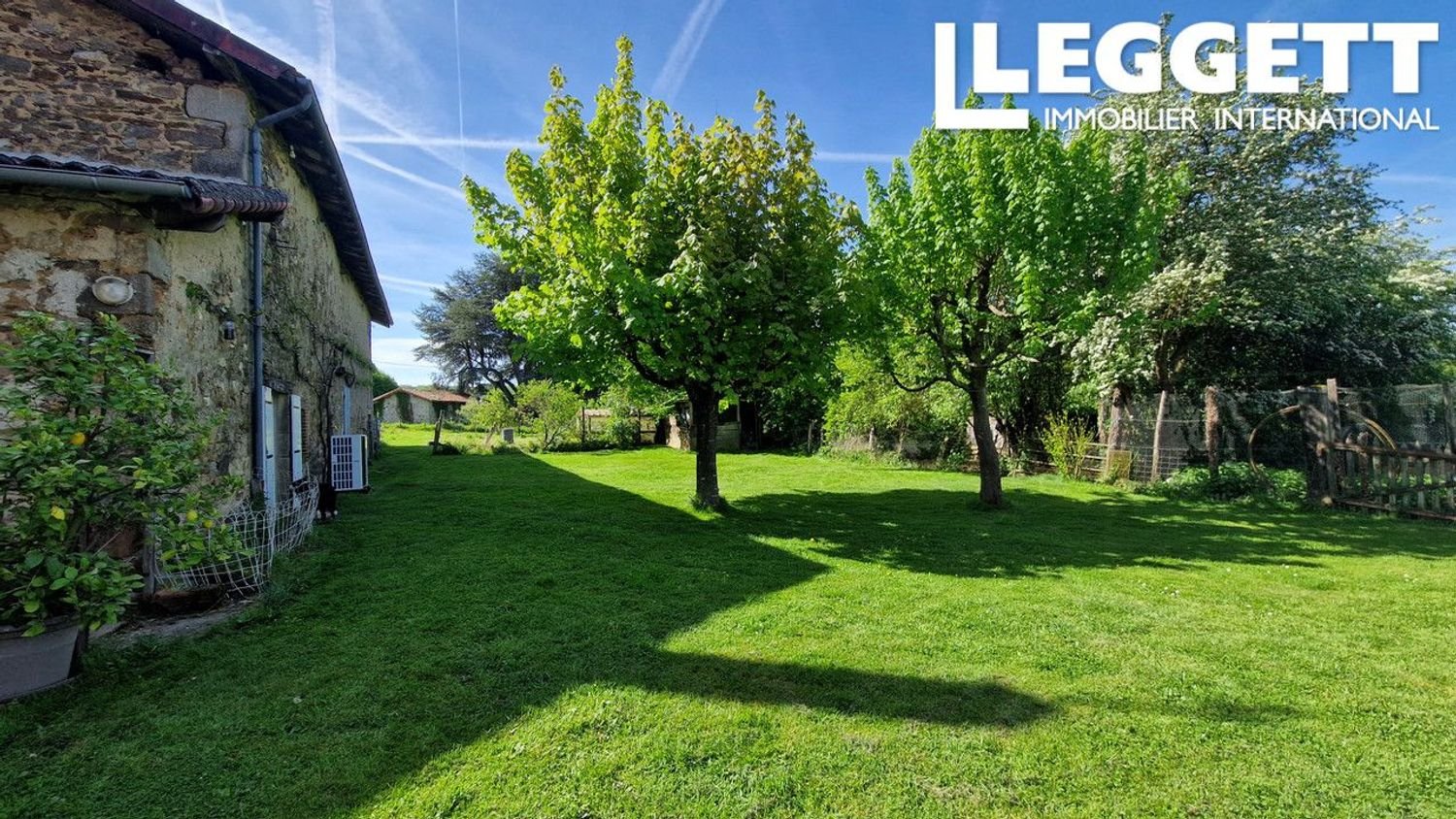 Maison à vendre, 119m², Cognac-la-Forêt
