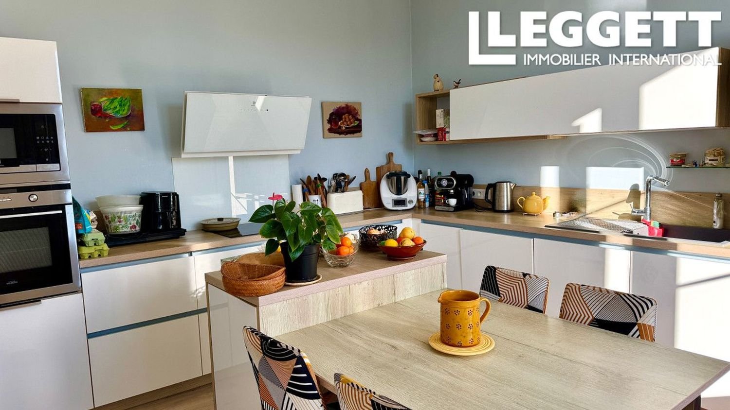 Maison à vendre, 200m², Montmoreau-Saint-Cybard