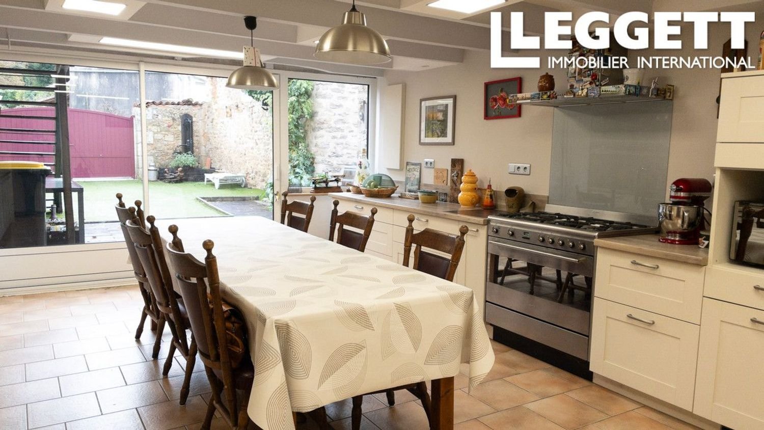 Maison à vendre, 280m², Vitrac-Saint-Vincent