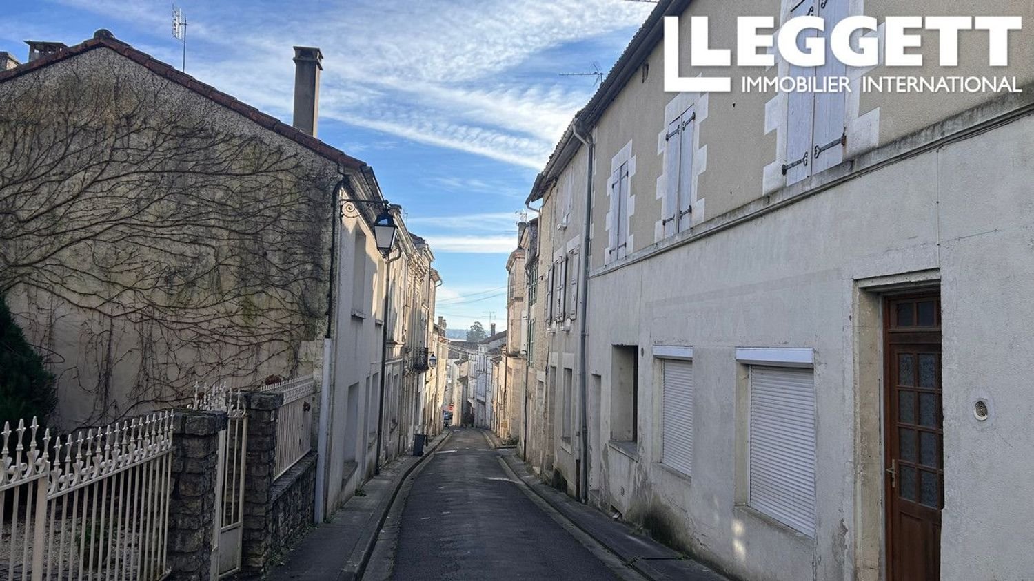 Maison à vendre, 136m², Montmoreau-Saint-Cybard
